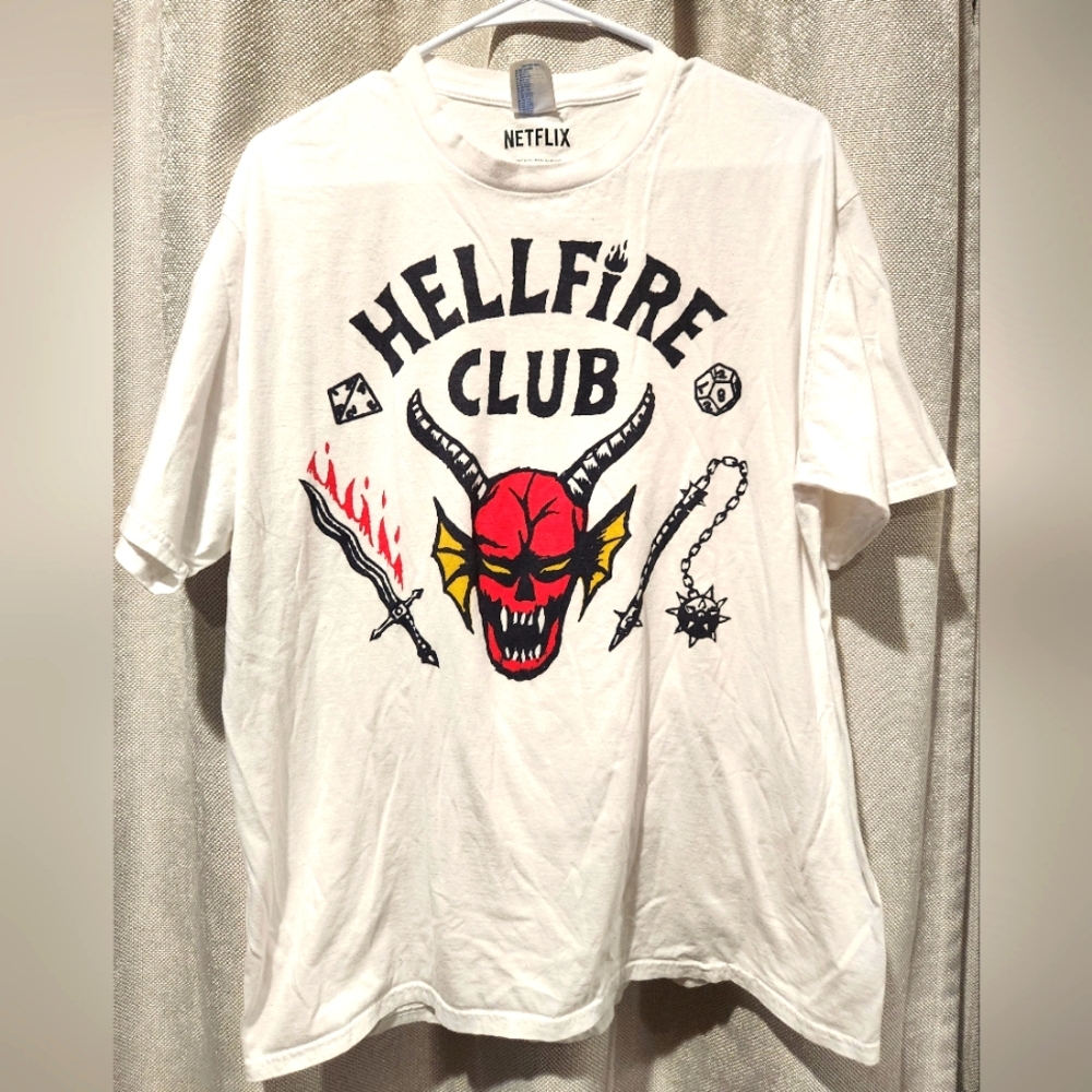 Stranger Things Hellfire Club Tee, size XL Netflix